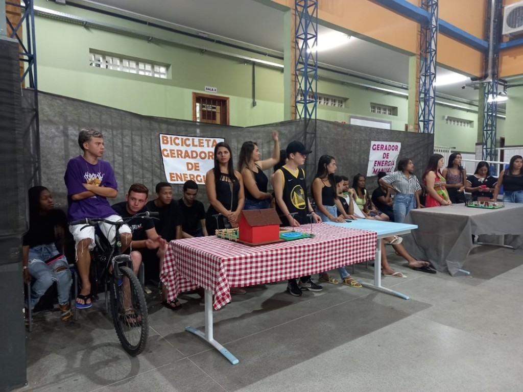 Feira sobre Sustentabilidade e Inovação é realizada em escola de Rio Novo  do Sul