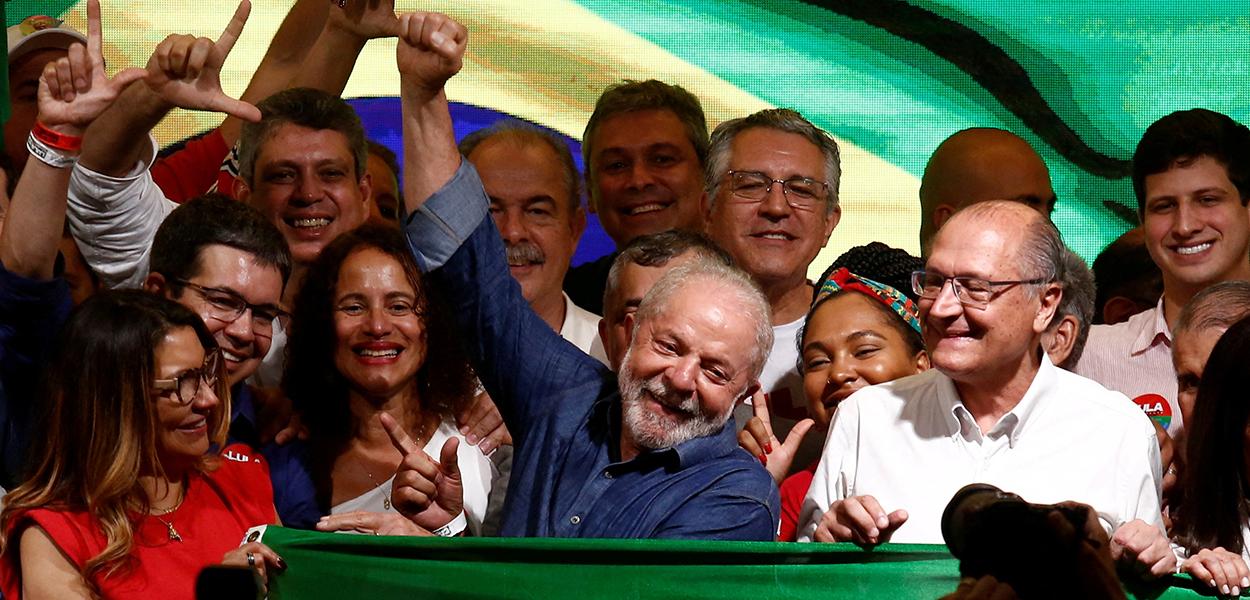 www.brasil247.com - Lula comemora vitória na eleição presidencial