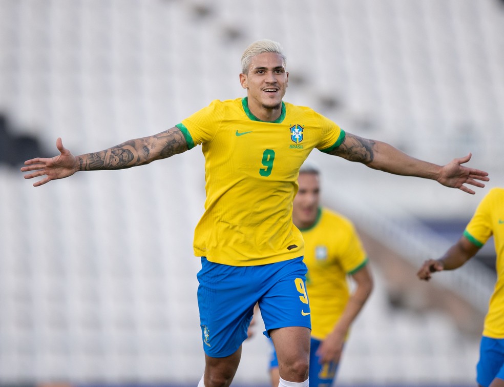 De pênalti, Pedro abre o placar para o Brasil contra a seleção de Cabo Verde - Foto: CBF