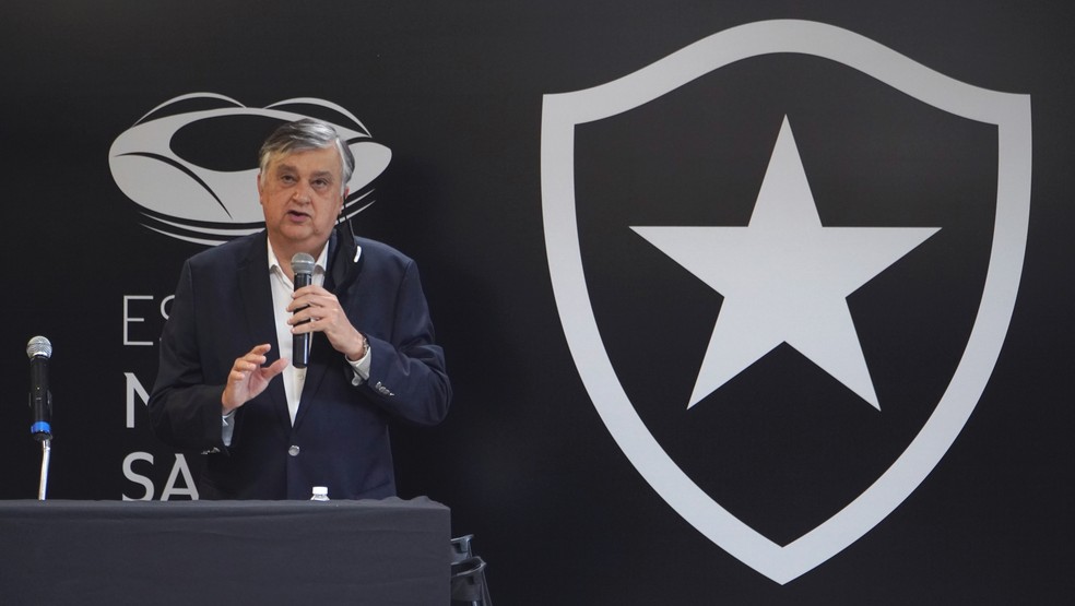 Durcesio Mello, presidente Botafogo, celebrou o avanço na transformação do clube - Foto: Botafogo F.R.