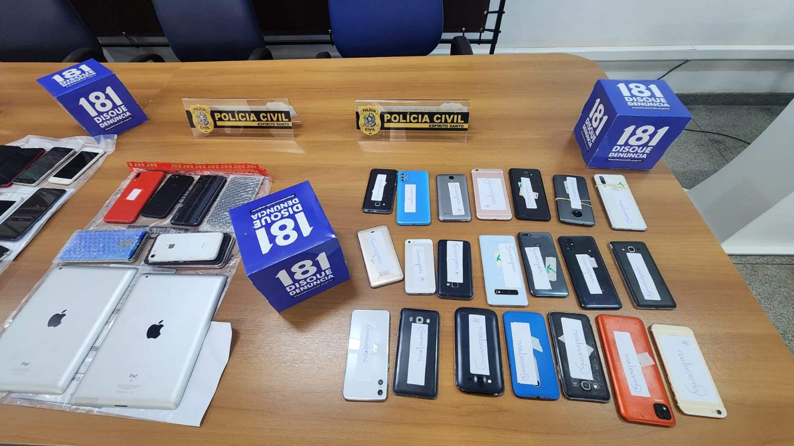 Polícia realiza operações contra roubo e receptação de celulares no ES