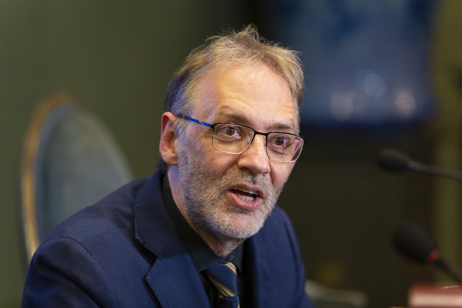 Imortais da ABL recusam medalha da Biblioteca Nacional dada também a Daniel Silveira