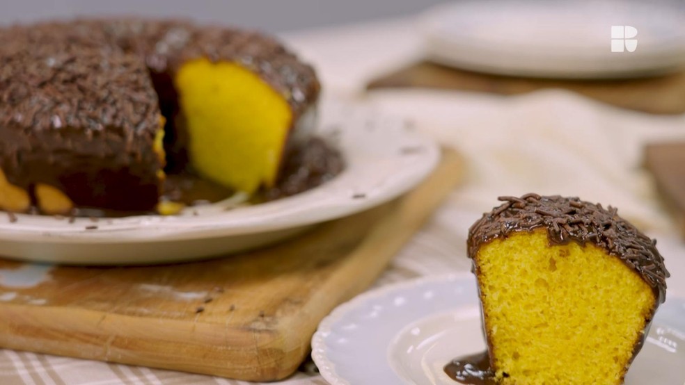 Bolo de cenoura pequeno - Foto: Receitas