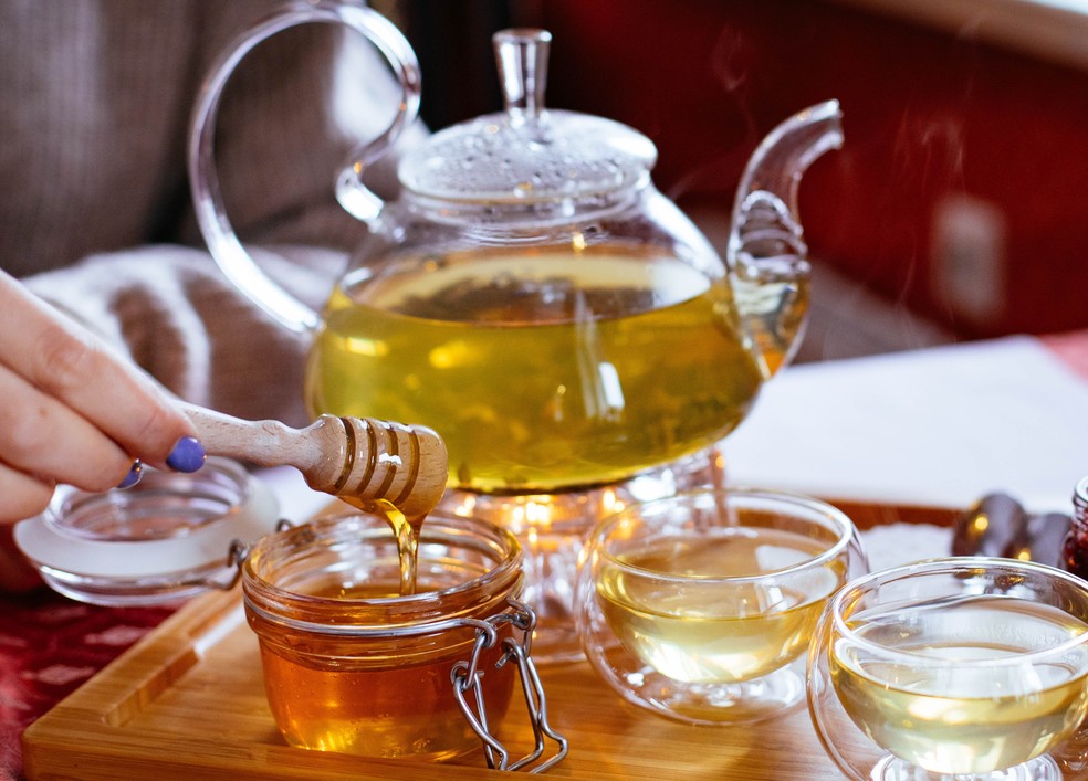 Chá de gengibre e mel - Foto: Reprodução da internet