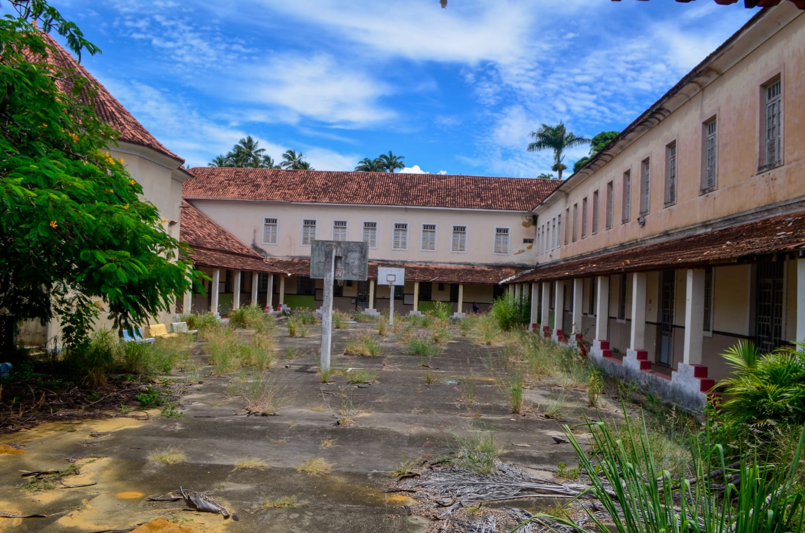 Prédio será recuperado pela prefeitura.