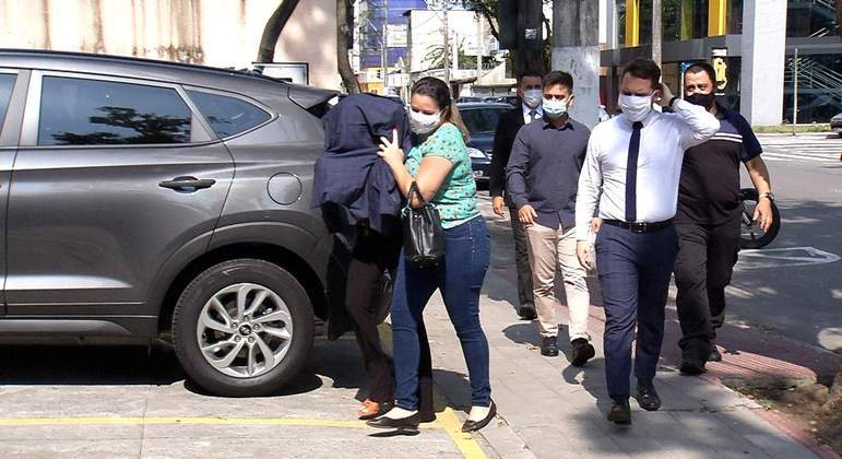 Advogados suspeitos em ajudar criminosos em presídio são presos em operação do MPES - Cidades - R7 Folha Vitória