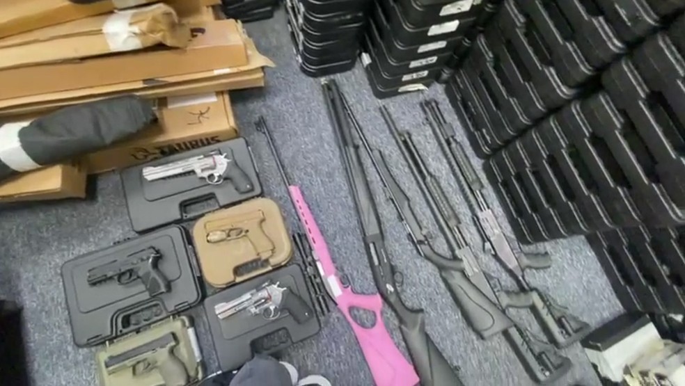 Armas apreendidas em ação da PF em Nova Iguaçu - Foto: Divulgação/ PF