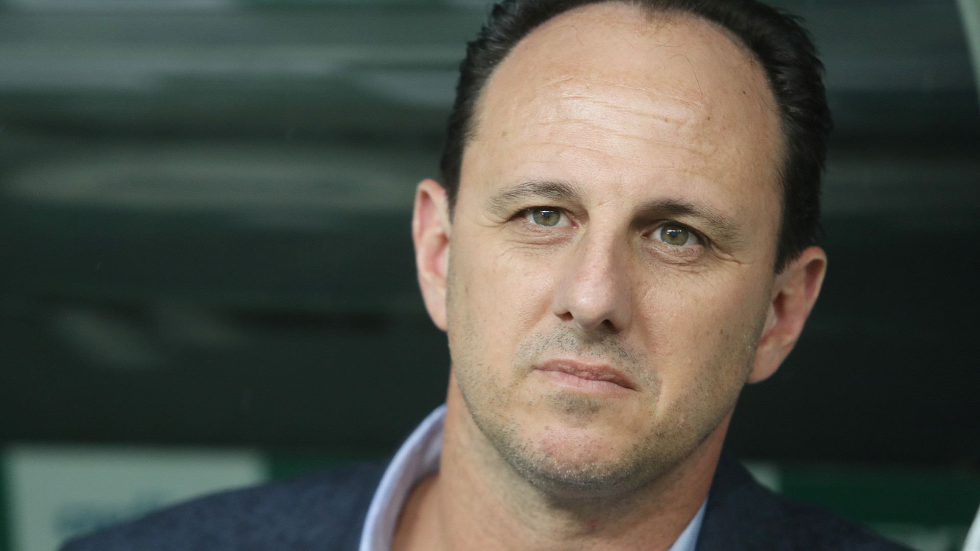 Rogério Ceni testa positivo para covid-19 e não comanda Flamengo contra Coritiba