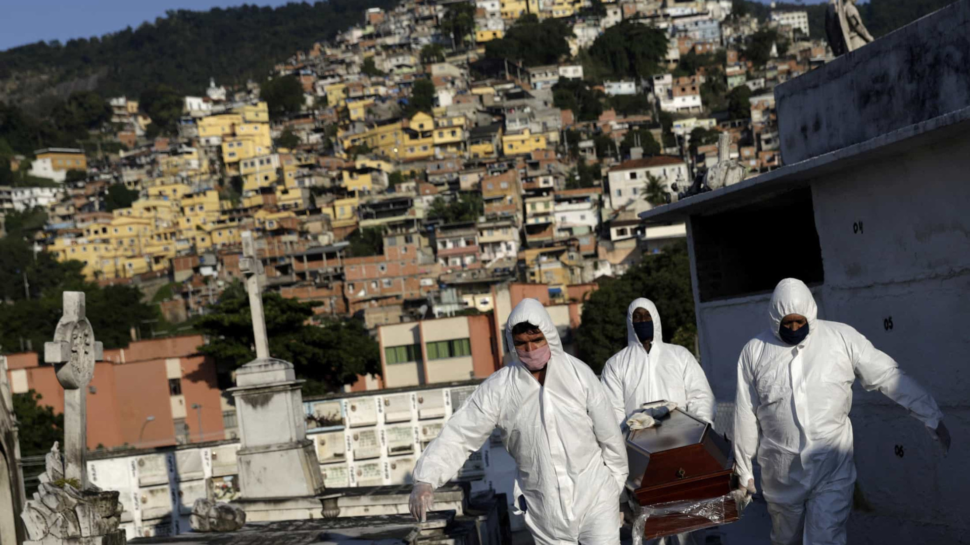 Brasil registra 3.769 mortes por Covid-19 em 24h