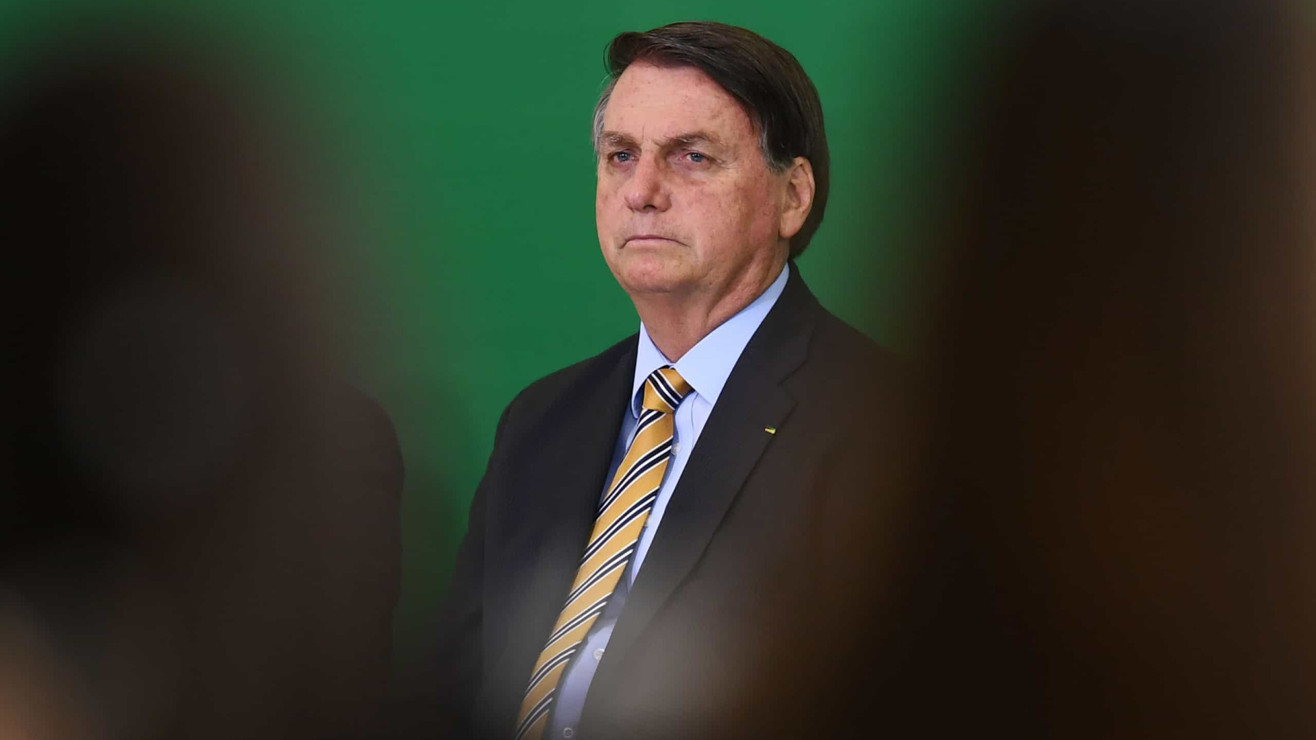 Bolsonaro insiste em tratamento precoce e volta a lançar desconfiança sobre Coronavac