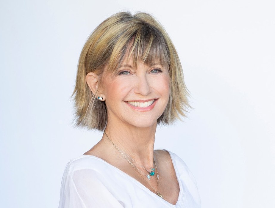 Olivia Newton-John, atriz e cantora, morre aos 73 anos
