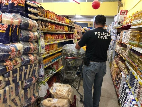 40 mil pacotes de café apreendidos em supermercados capixabas | CBN Vitória