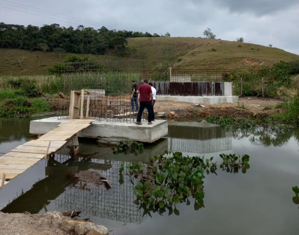Ponte em Emboacica irá atender os moradores da região.