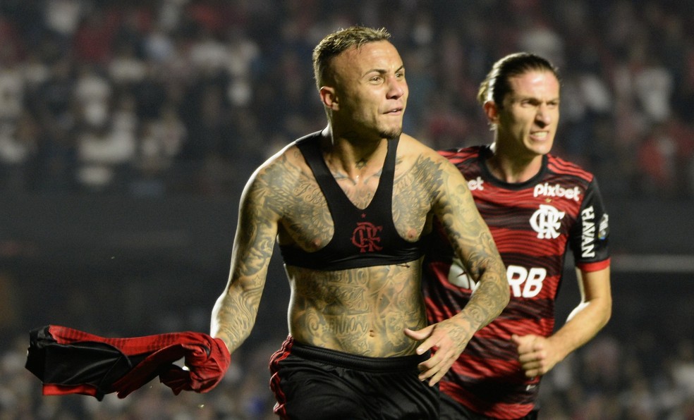 Everton Cebolinha faz o primeiro gol com a camisa do Flamengo  - Foto: Marcos Ribolli