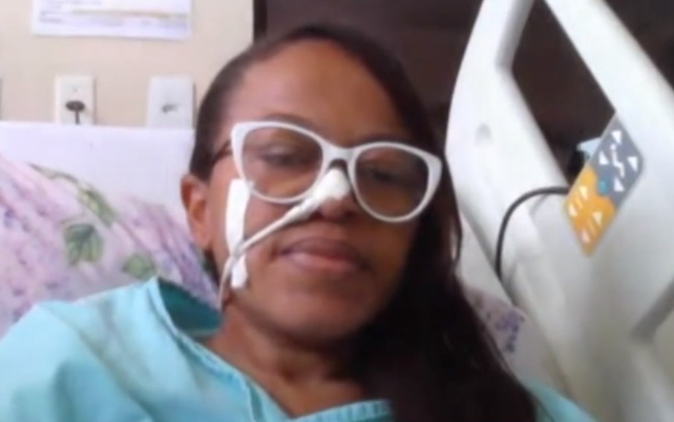 Mulher com doença rara e que perdeu três filhos tem alta de hospital na BA e segue em busca de tratamento: 'Esperança' | Bahia | G1