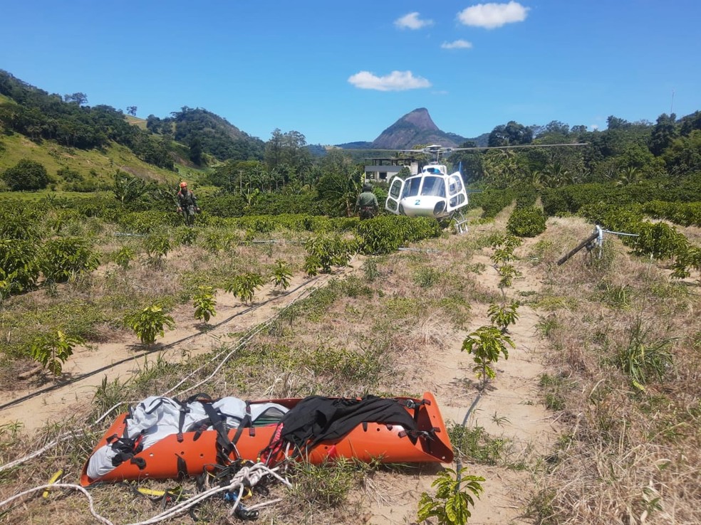 Corpo da atleta, Kali Alecia Turner, de 33 anos, foi localizado em uma área de mata fechada, com ajuda de um helicóptero. - Foto: Divulgação Notaer 