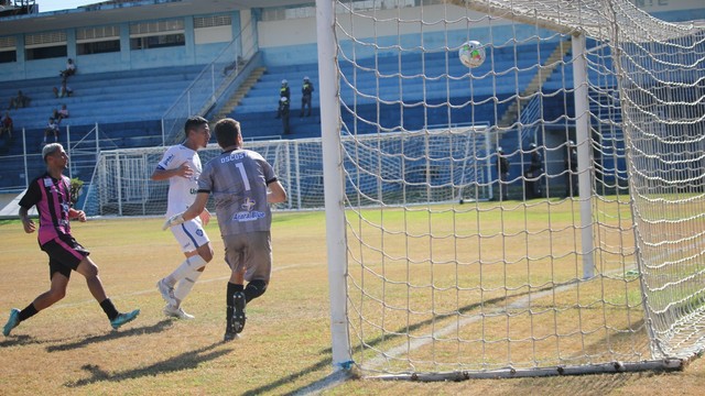 Atlético Itapemirim x Vitória-ES