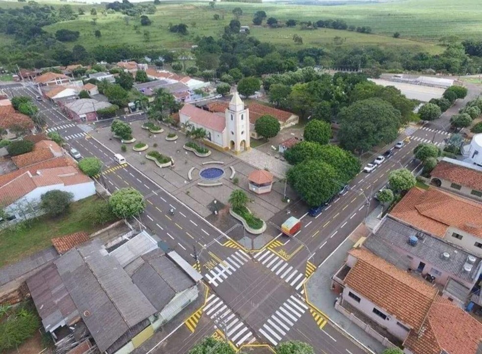 Borá, no interior de SP, tem apenas 32 ruas e não possuí semáforos  - Foto: Arquivo pessoal